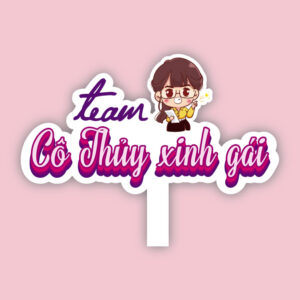 Hashtag team cô Thủy xinh gái