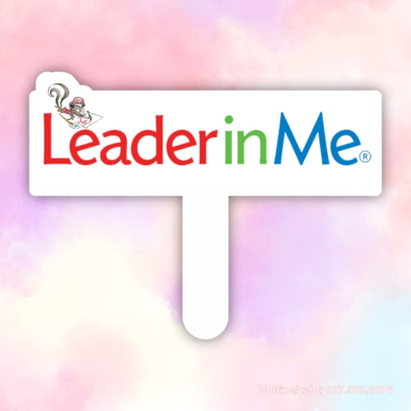 Hashtag cầm tay Leader in Me