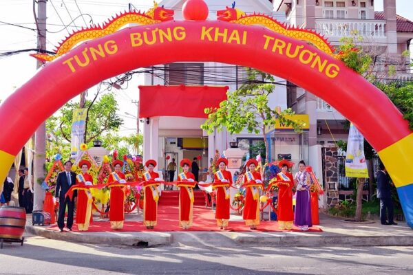 chúc mừng khai trương tiếng anh