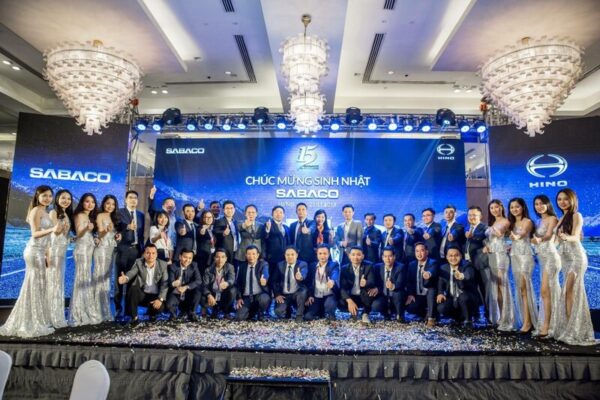 sinh nhật công ty