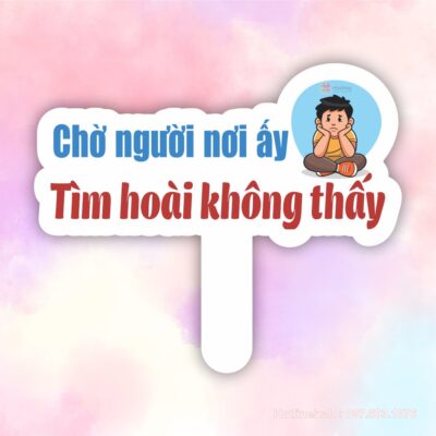 Hashtag chờ người nơi ấy, tìm hoài không thấy