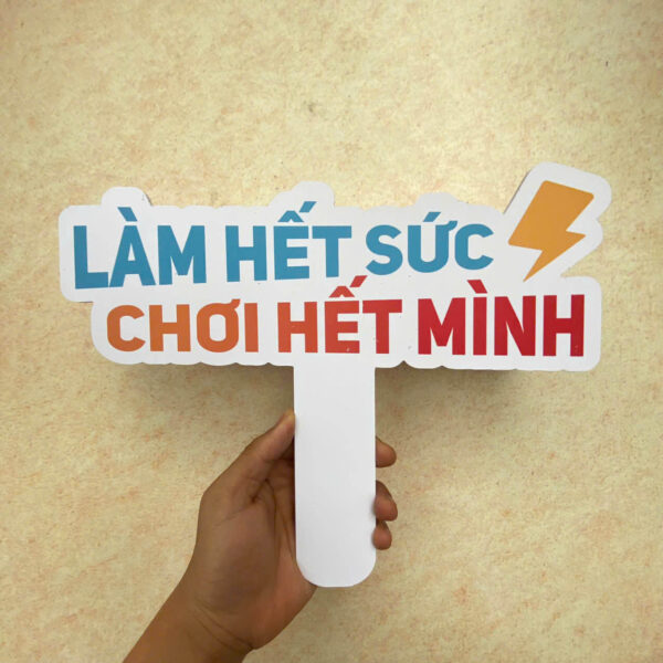 Hashtag làm hết sức chơi hết mình