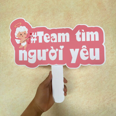 Hashtag team tìm người yêu