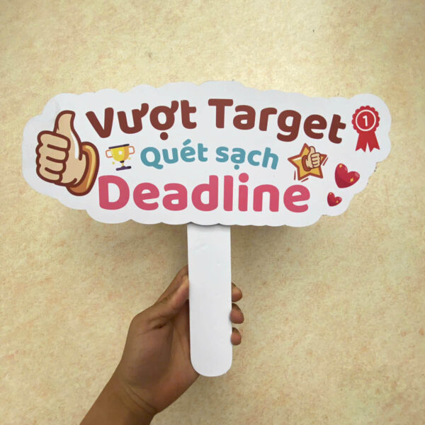 Hashtag vượt Target quét sạch Deadline