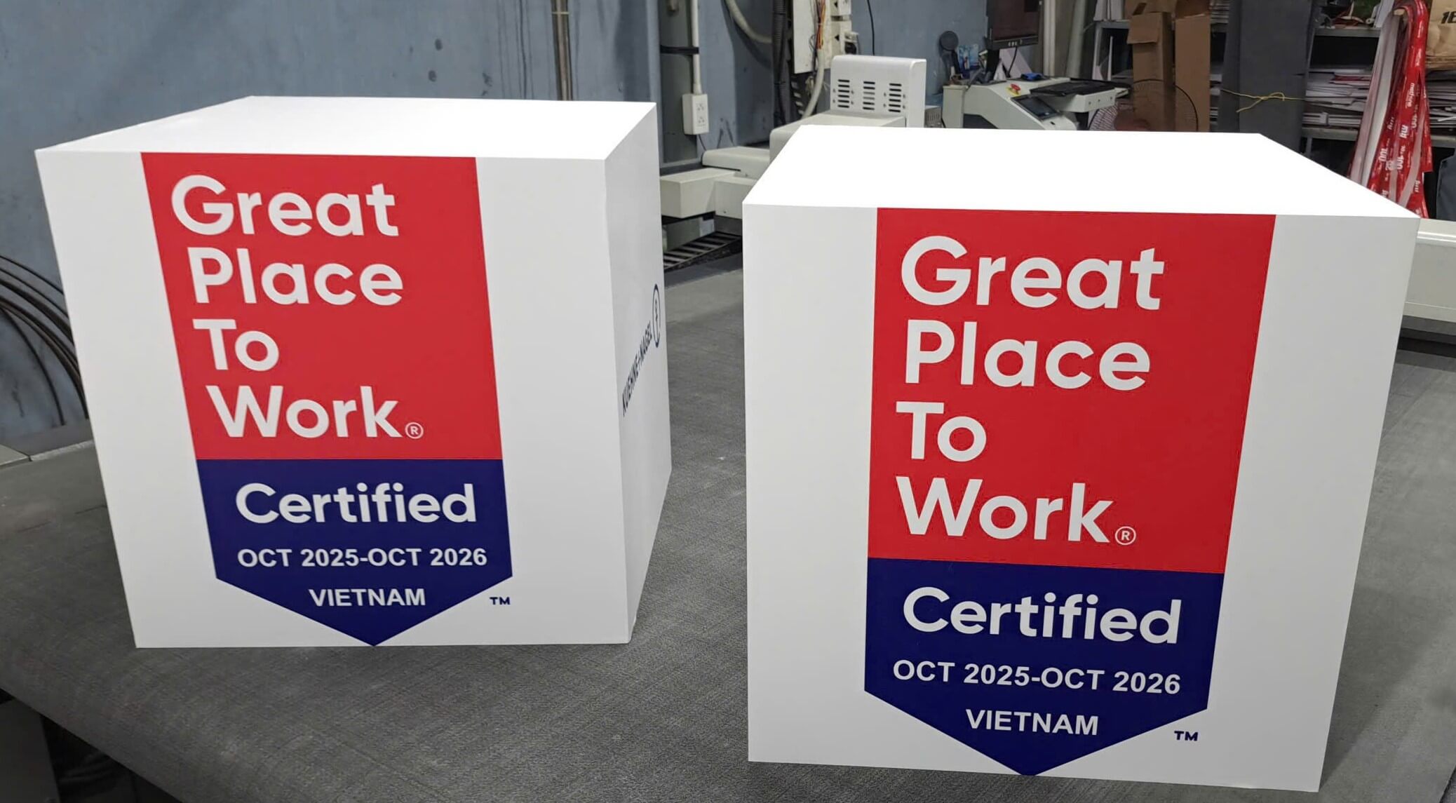 Làm hộp bốc thăm