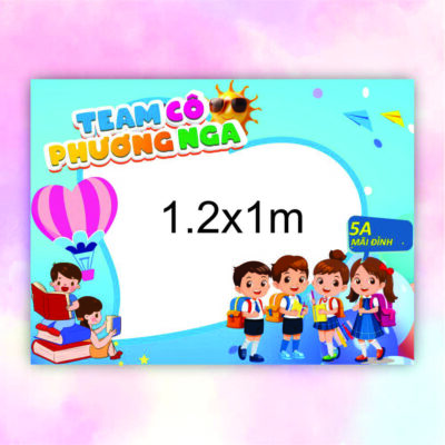 Khung check in tựu tường team cô Phương Nga